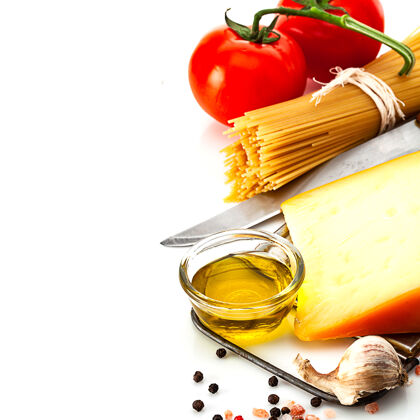 食物生面食和烹饪原料隔离在白色背景上意大利配料传统
