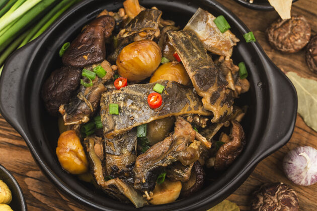 工艺中国菜焖栗龟栗子传统炖