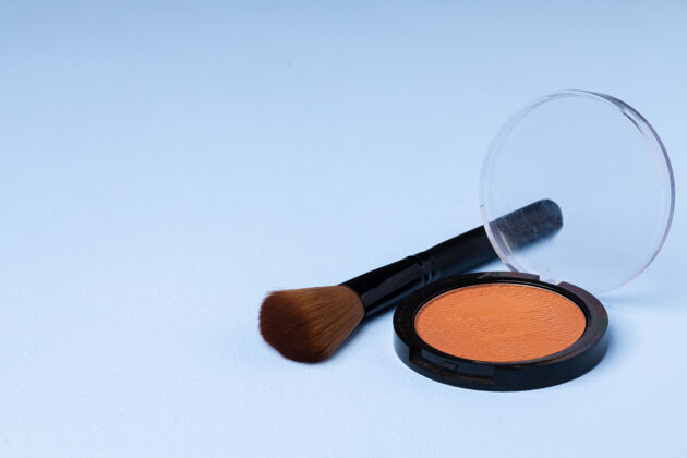 粉末化妆品化妆粉面膜和刷贴图相片基础产品脸