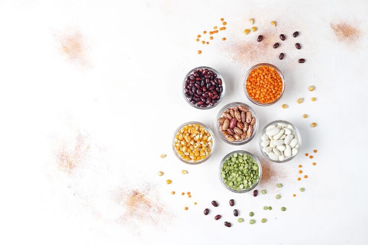 各种豆类和豆类品种健康的纯素蛋白质食物种子碗烹饪