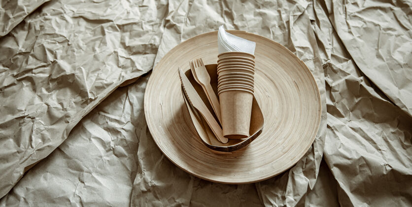 产品一套环保的一次性餐具木头盒子材料
