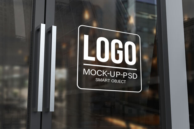 品牌玻璃门上的商标模型展示企业墙