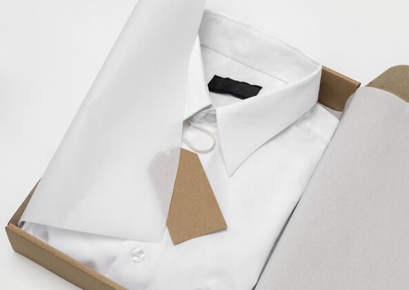 包装模型正式衬衫上的环保价格标签？模型纸板纺织品衬衫