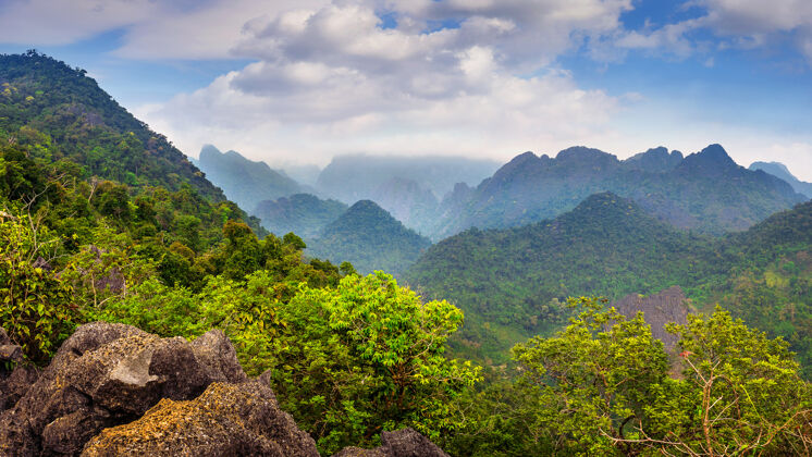 民族老挝万荣美丽的山景环境浪漫东南