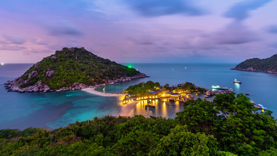 全景在泰国素拉特萨尼岛上 可以看到美丽的景色沙滩泰国美丽