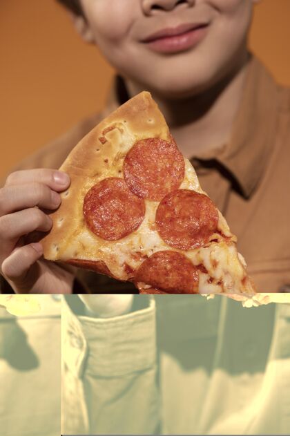 特写特写拿着披萨片的孩子快餐垂直食物