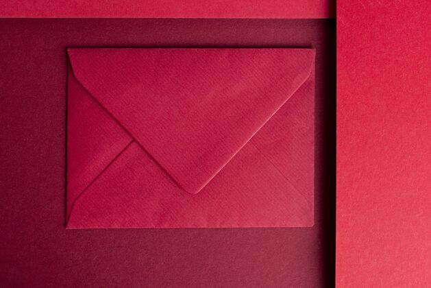极简用红纸单色静物构图静物信封红色