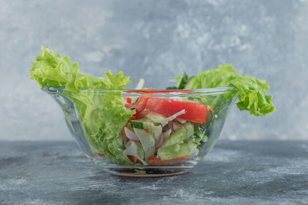 油蔬菜沙拉特写照片高质量的照片配料食物菜