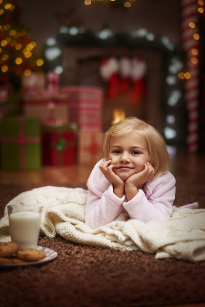 毯子她在等圣克劳斯的到来饼干肖像圣诞装饰