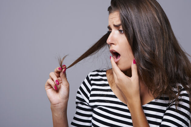 玩头发分叉是每个女人的祸害女性化问题严重