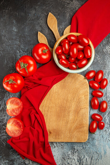 装饰顶视图新鲜的红色西红柿蔬菜草本番茄