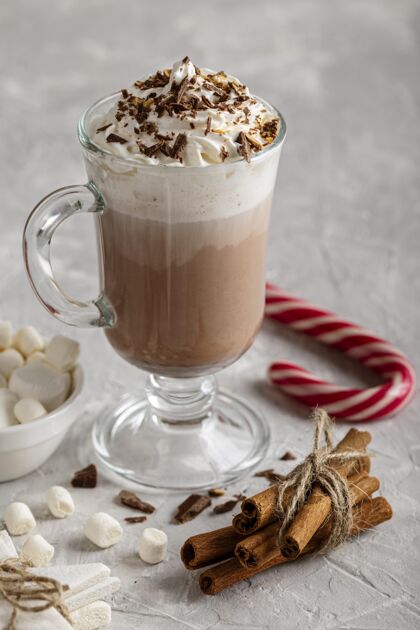传统近距离观看美味的热巧克力饮料温暖季节