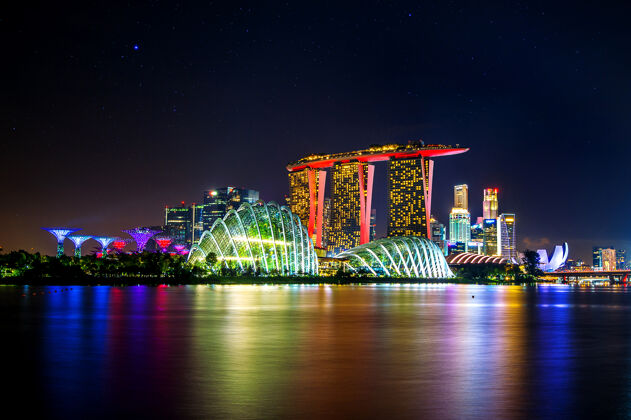 金融新加坡夜景城市景观海湾港口