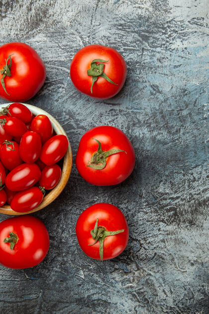 健康顶视图新鲜的红色西红柿草本素食者红色