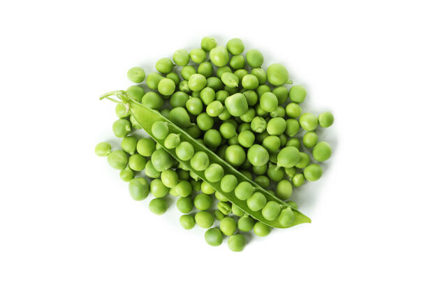 开放绿色豌豆种子隔离在白色堆种子剪辑